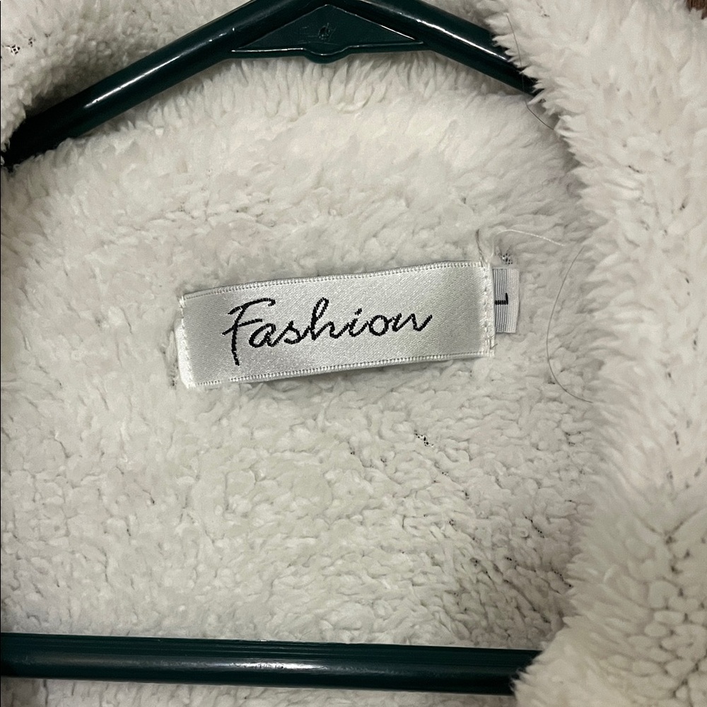 Fadcloset Women's Tan Teddy Jacket with Cream Accents - Picture 2 of 9